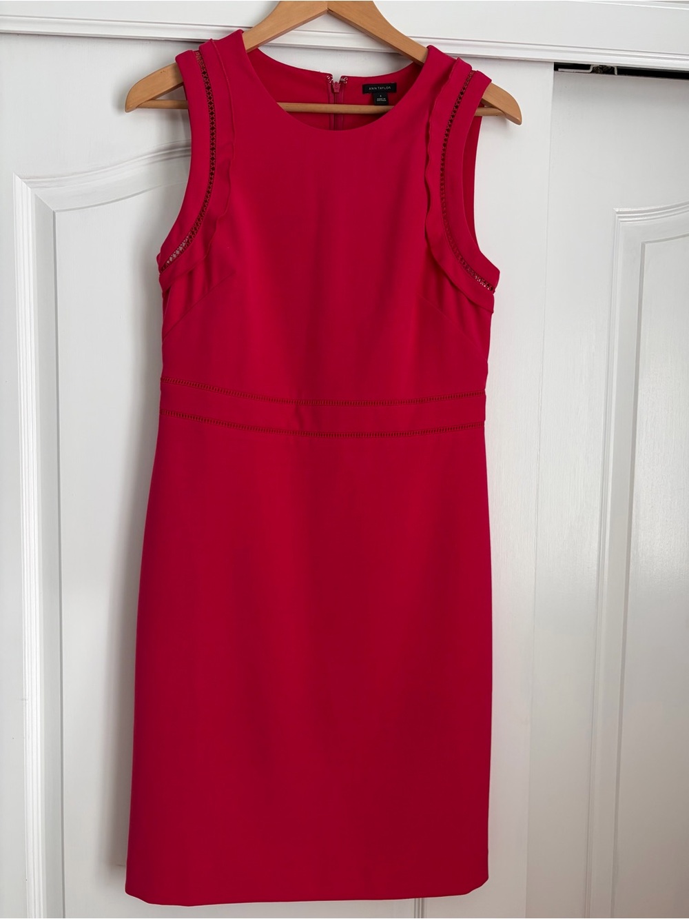 Ann Taylor Pink Sheath Dress Size 6 Sleeveless Career Cocktail Midi